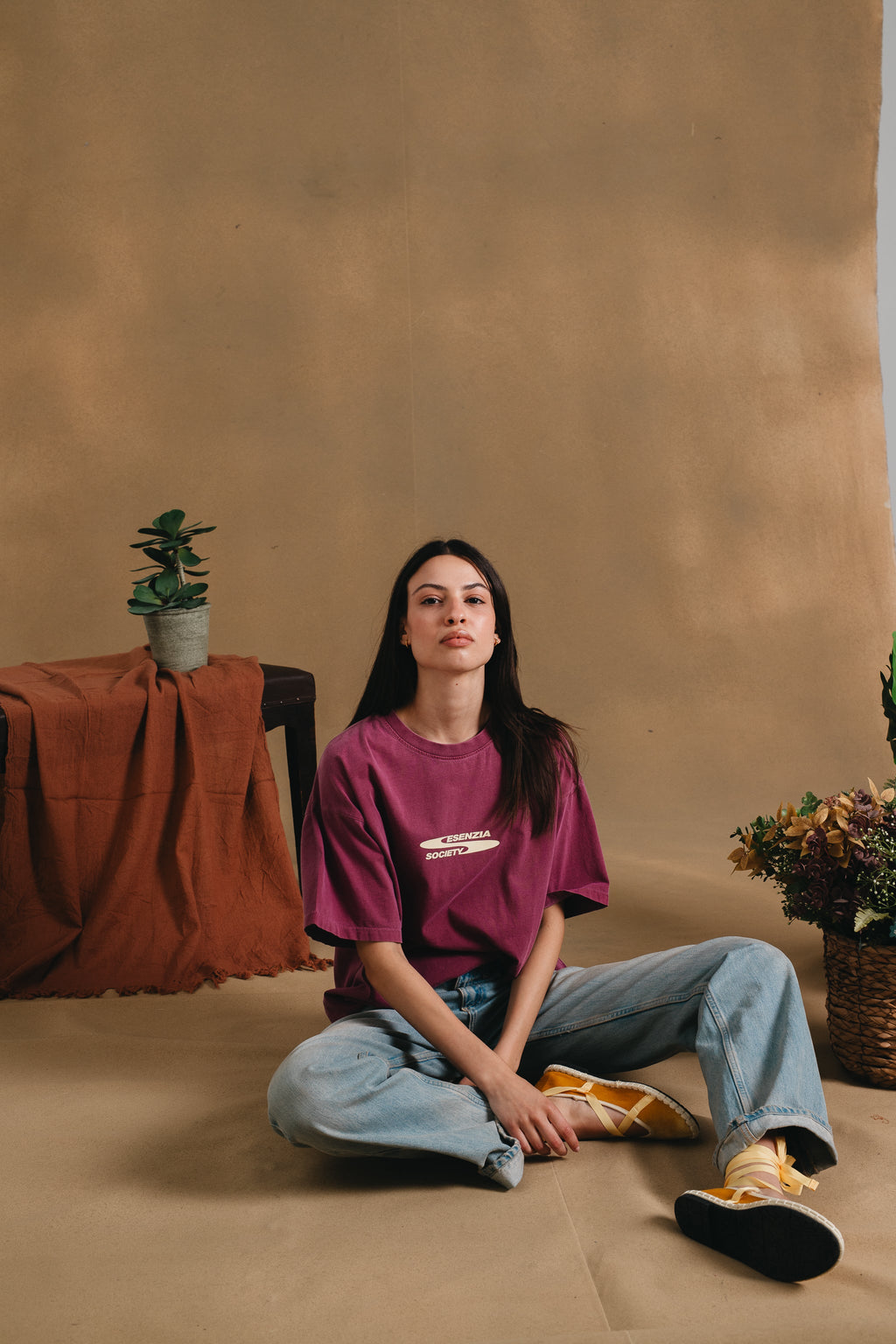 GRAPE GRAPHIC TEE