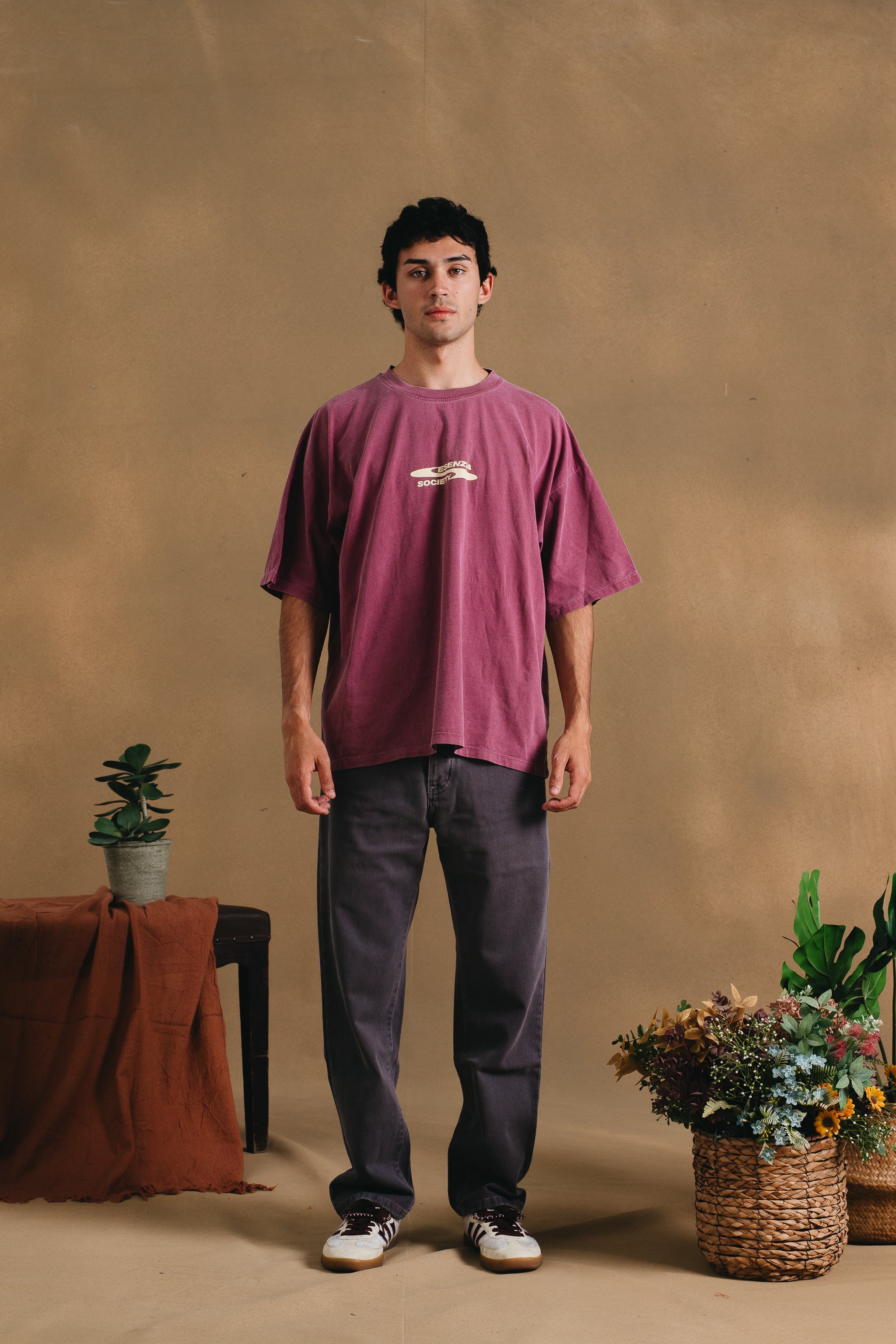 GRAPE GRAPHIC TEE