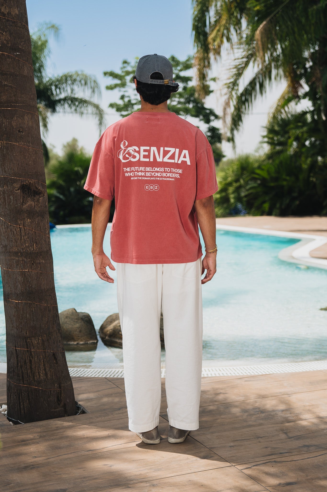 SCARLET DREAM TEE