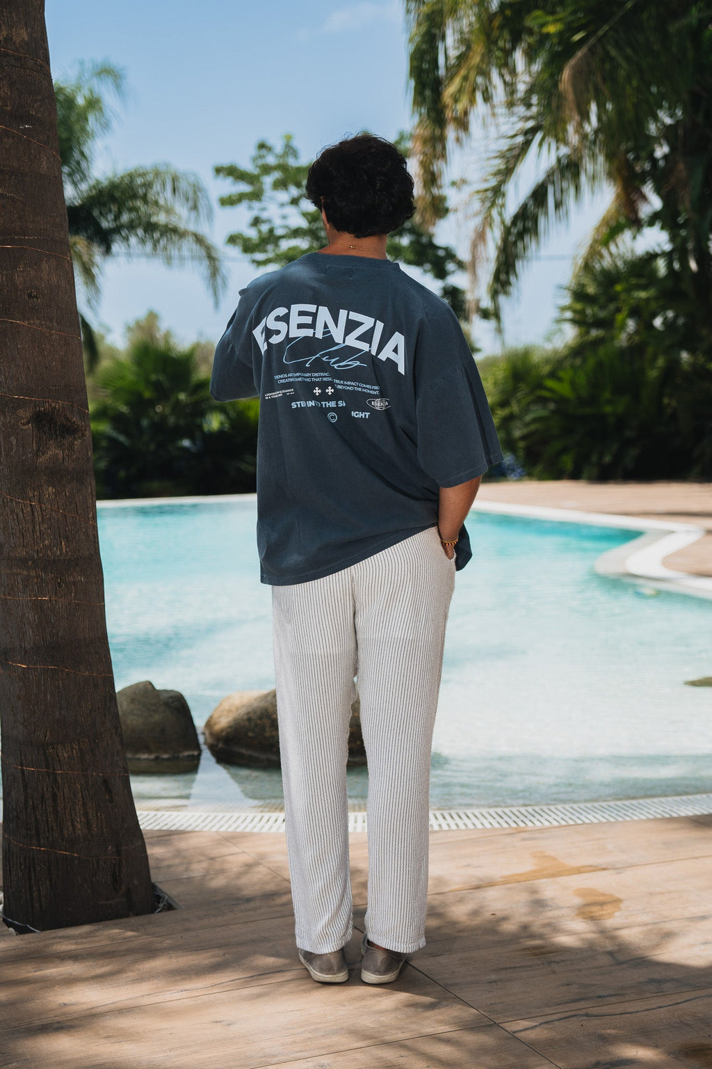 IRON SIGNATURE TEE