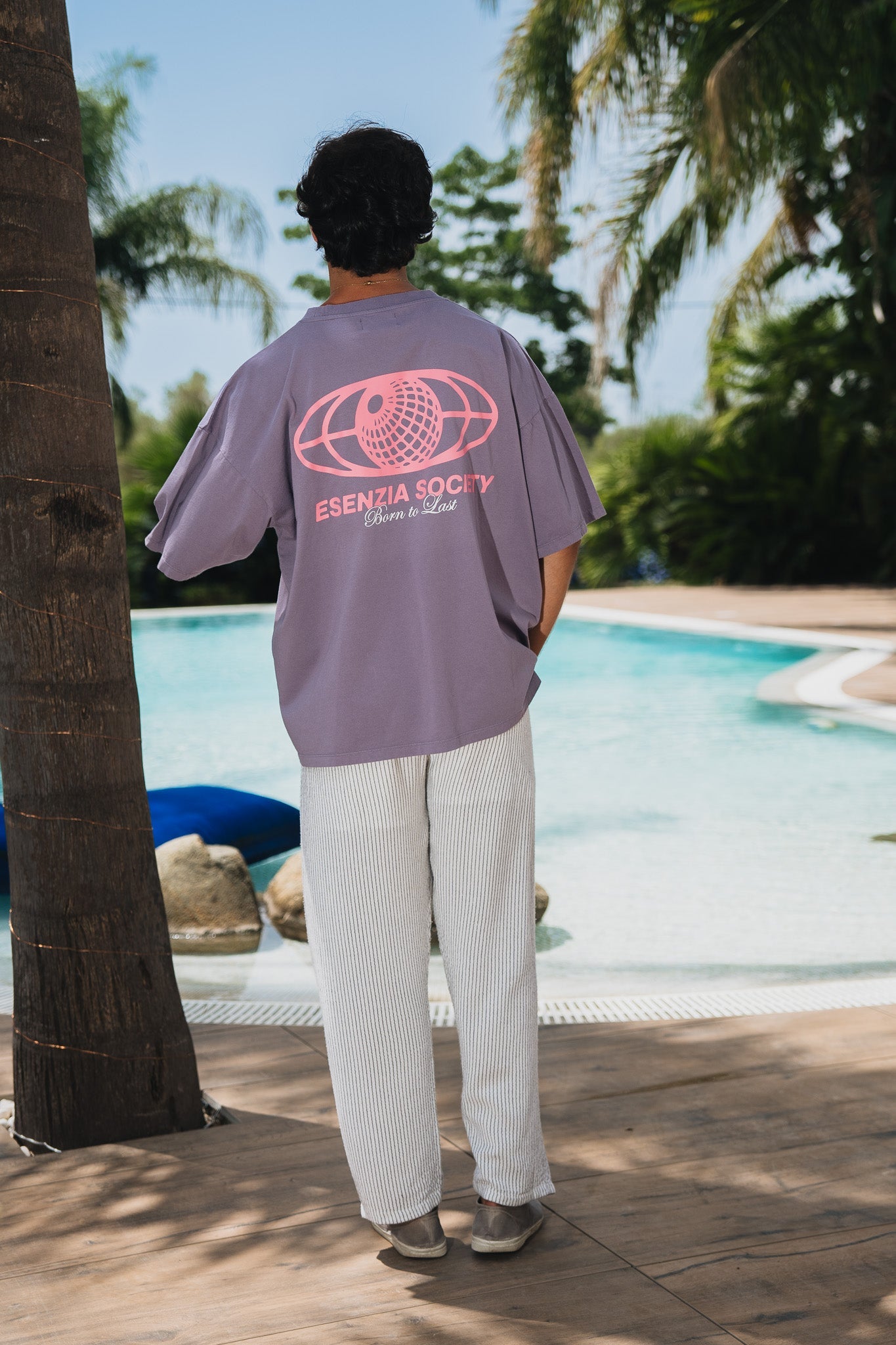 SOCIETY TEE