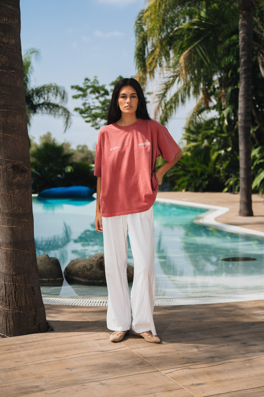 SCARLET DREAM TEE