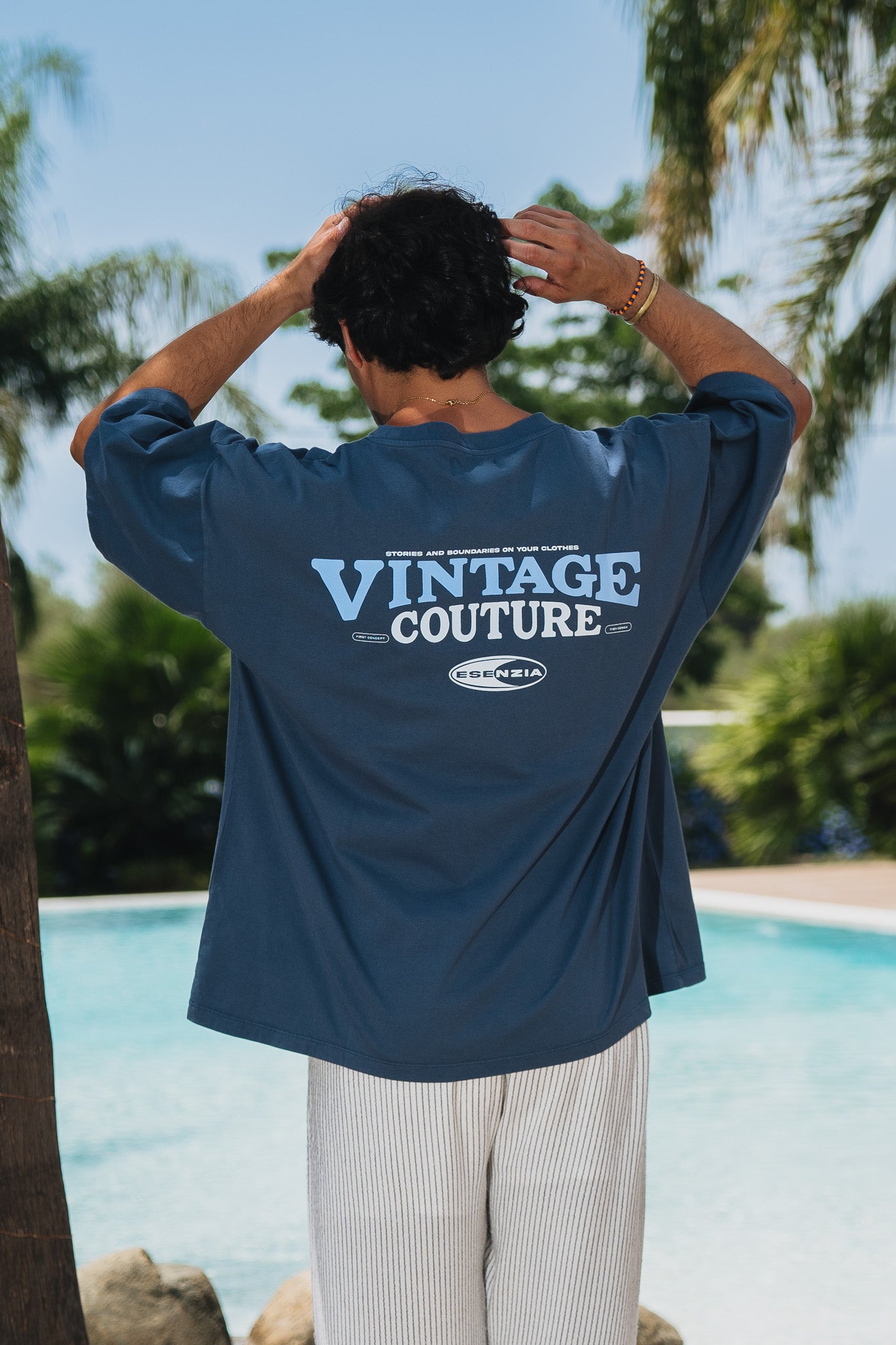 VINTAGE TEE
