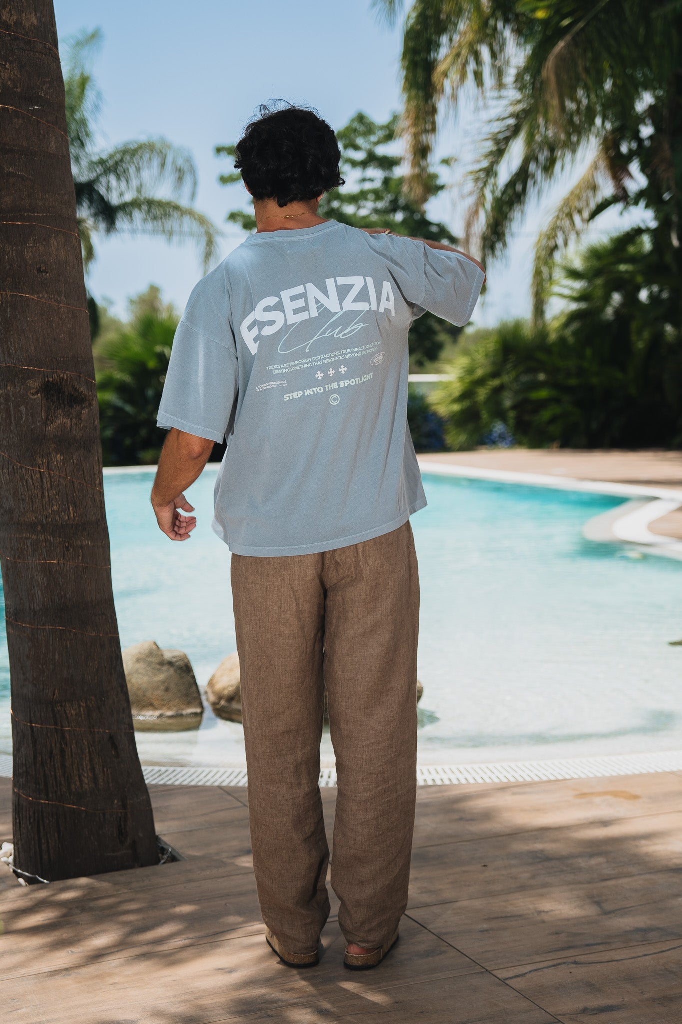 FROST SIGNATURE TEE