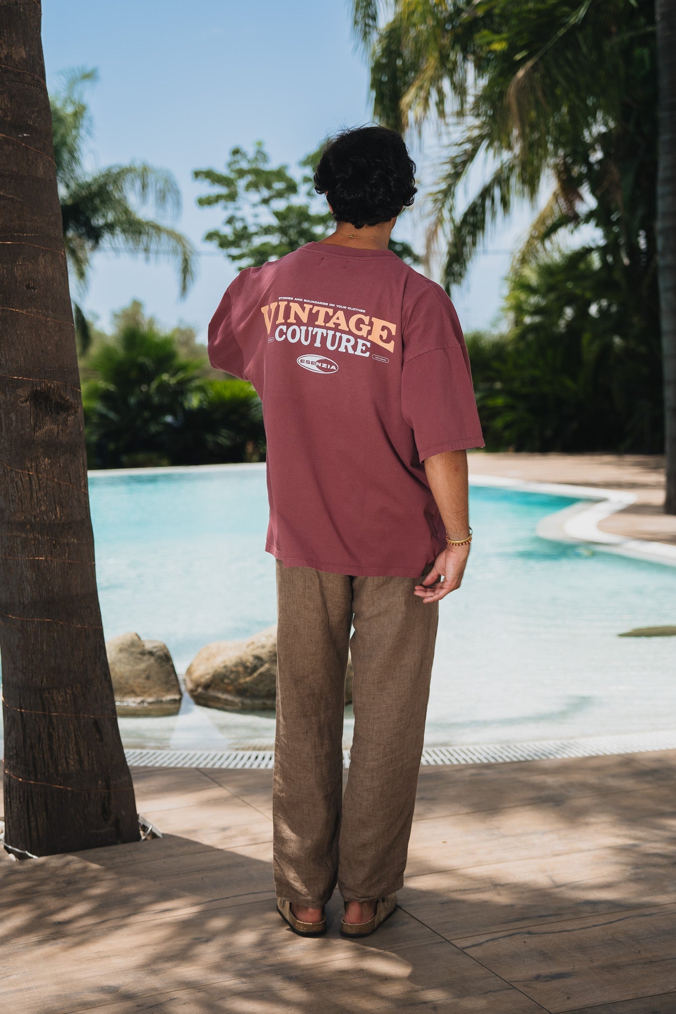 BRICK VINTAGE TEE