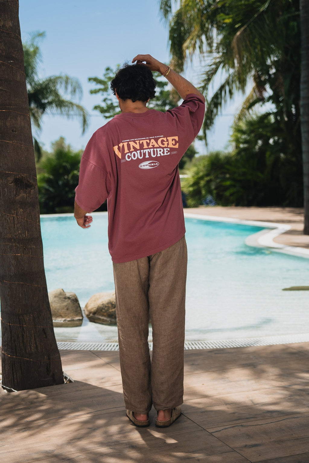 BRICK VINTAGE TEE