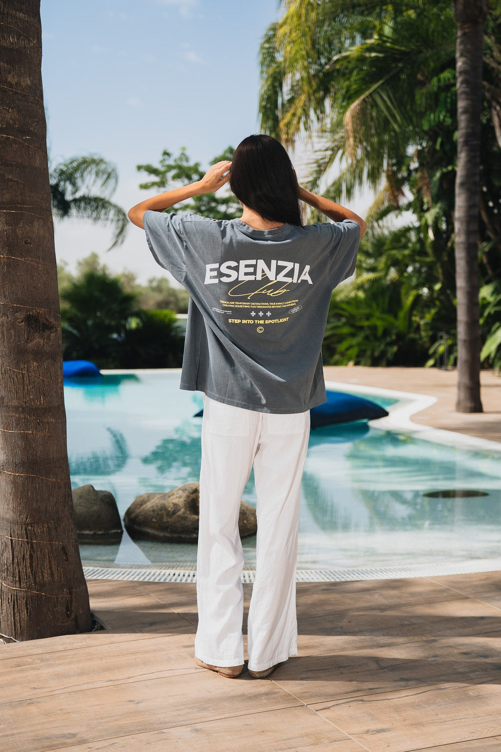 MIDNIGHT SIGNATURE TEE