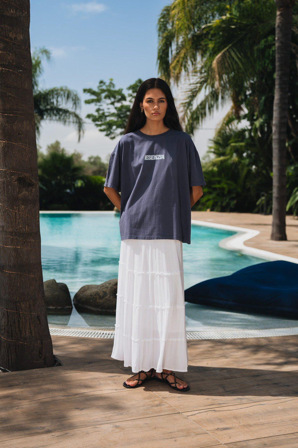NAVY BEYOND TEE