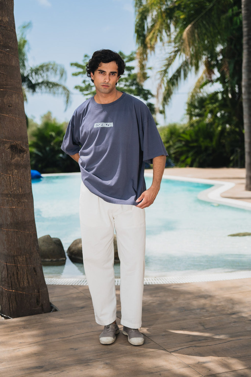 NAVY BEYOND TEE