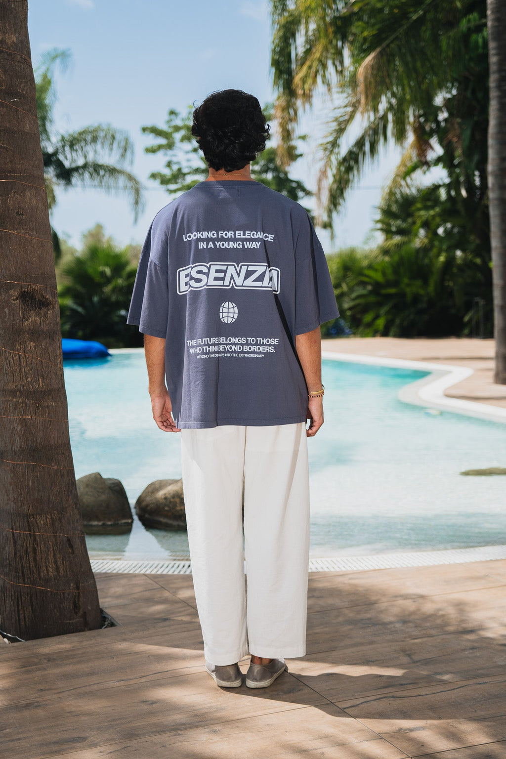 NAVY BEYOND TEE