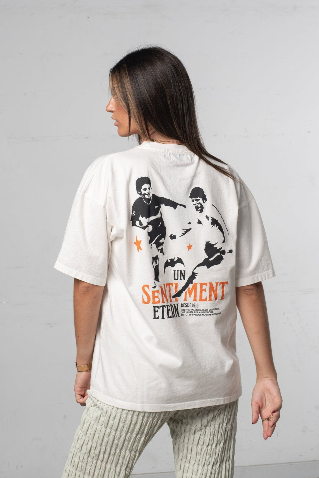 AMUNT TEE