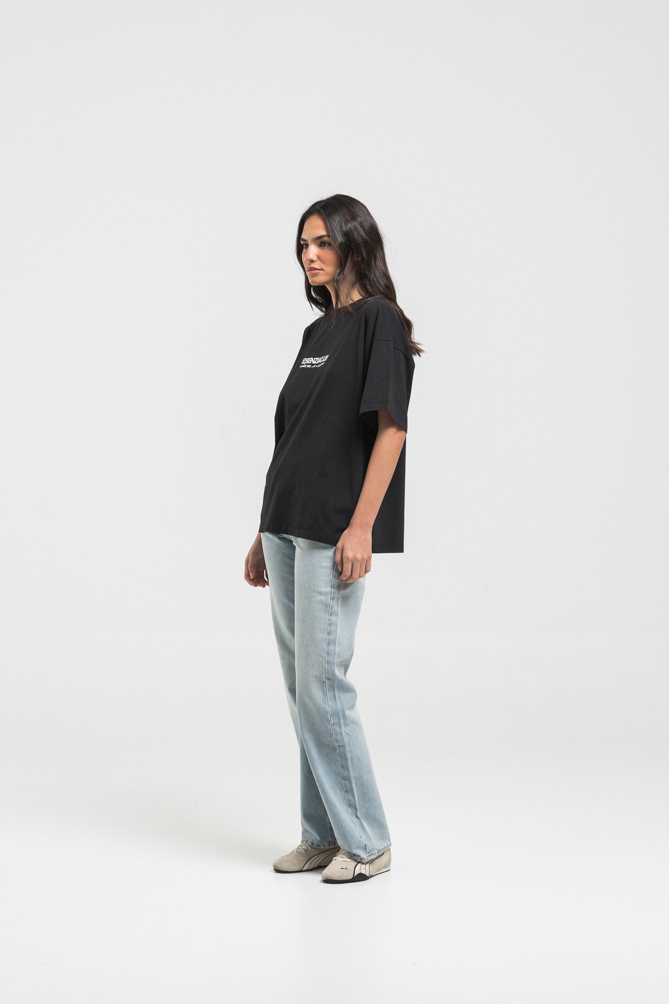 BLACK SNOW TEE