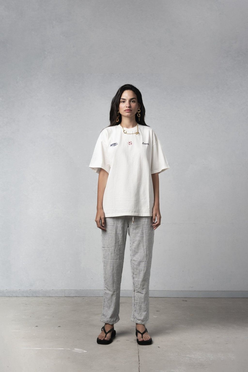 CHOLO TEE