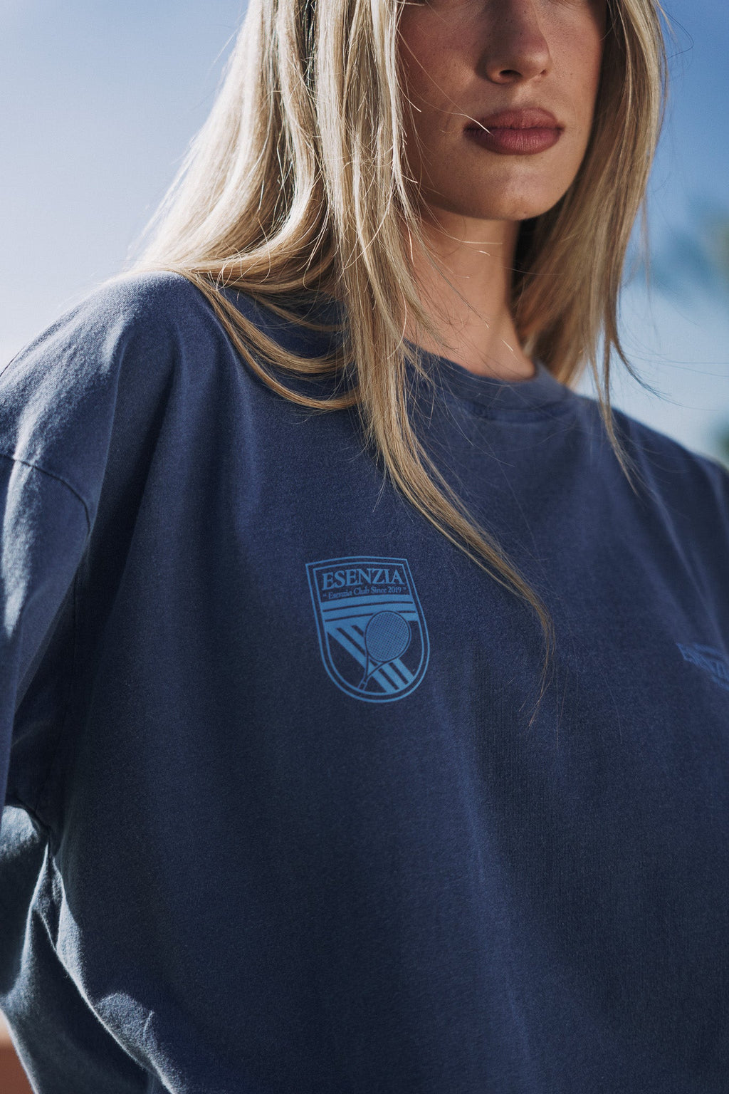 BLUE RUNWAY TEE