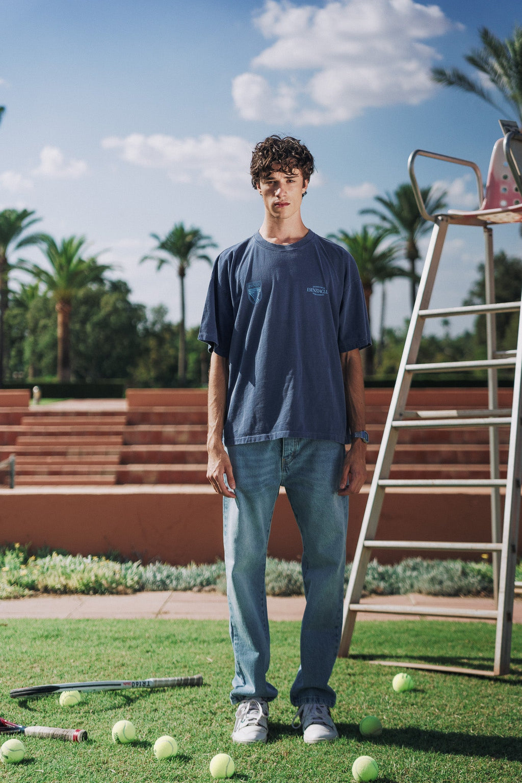 BLUE RUNWAY TEE