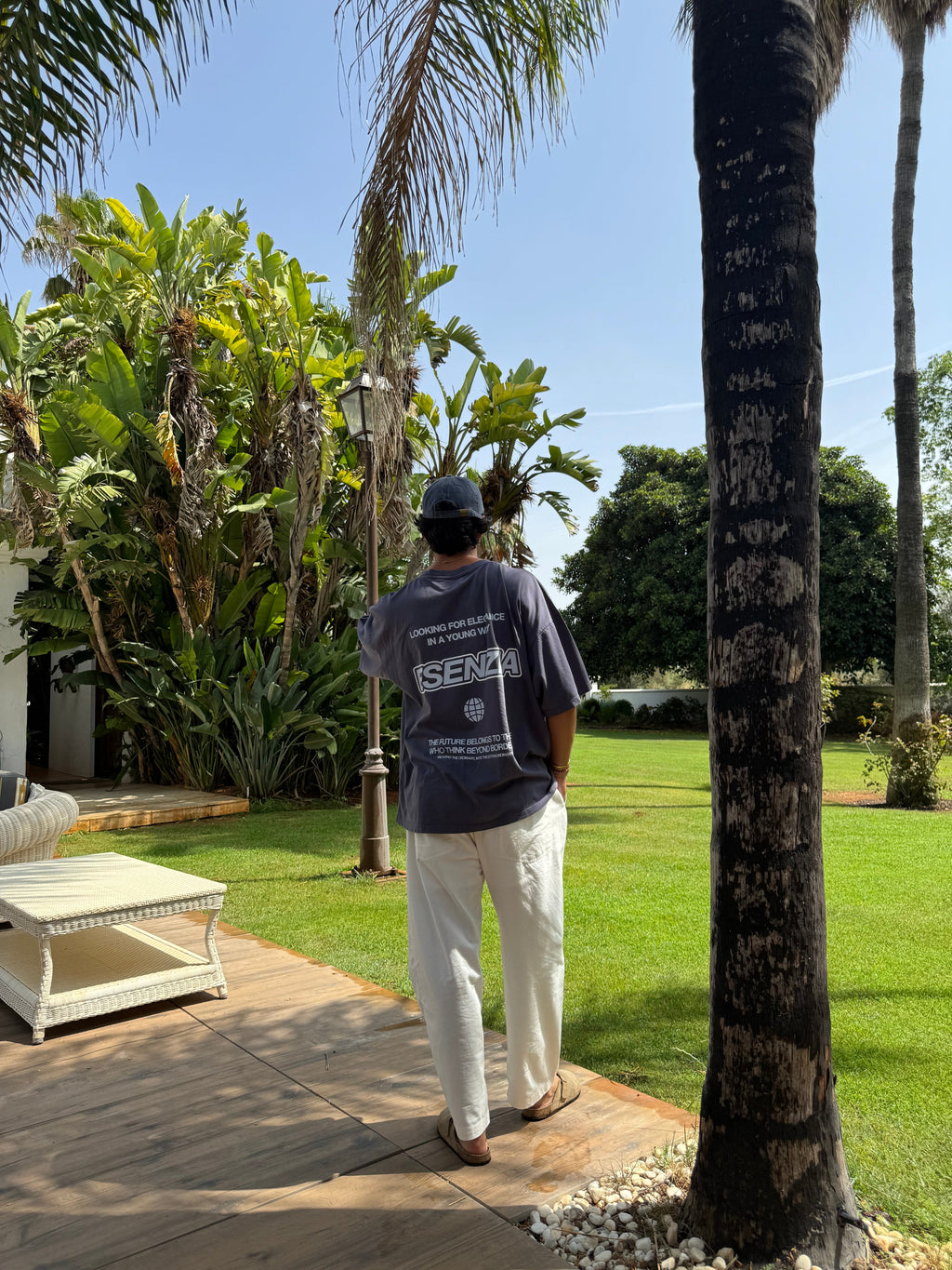 NAVY BEYOND TEE