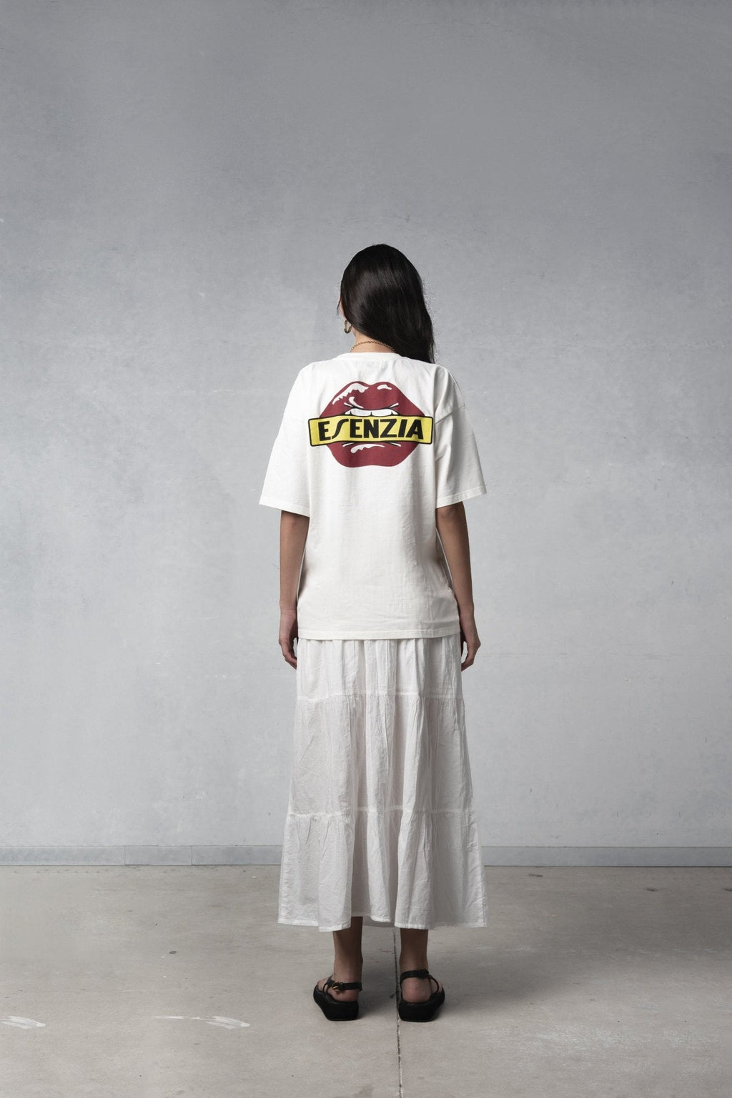 KISS TEE