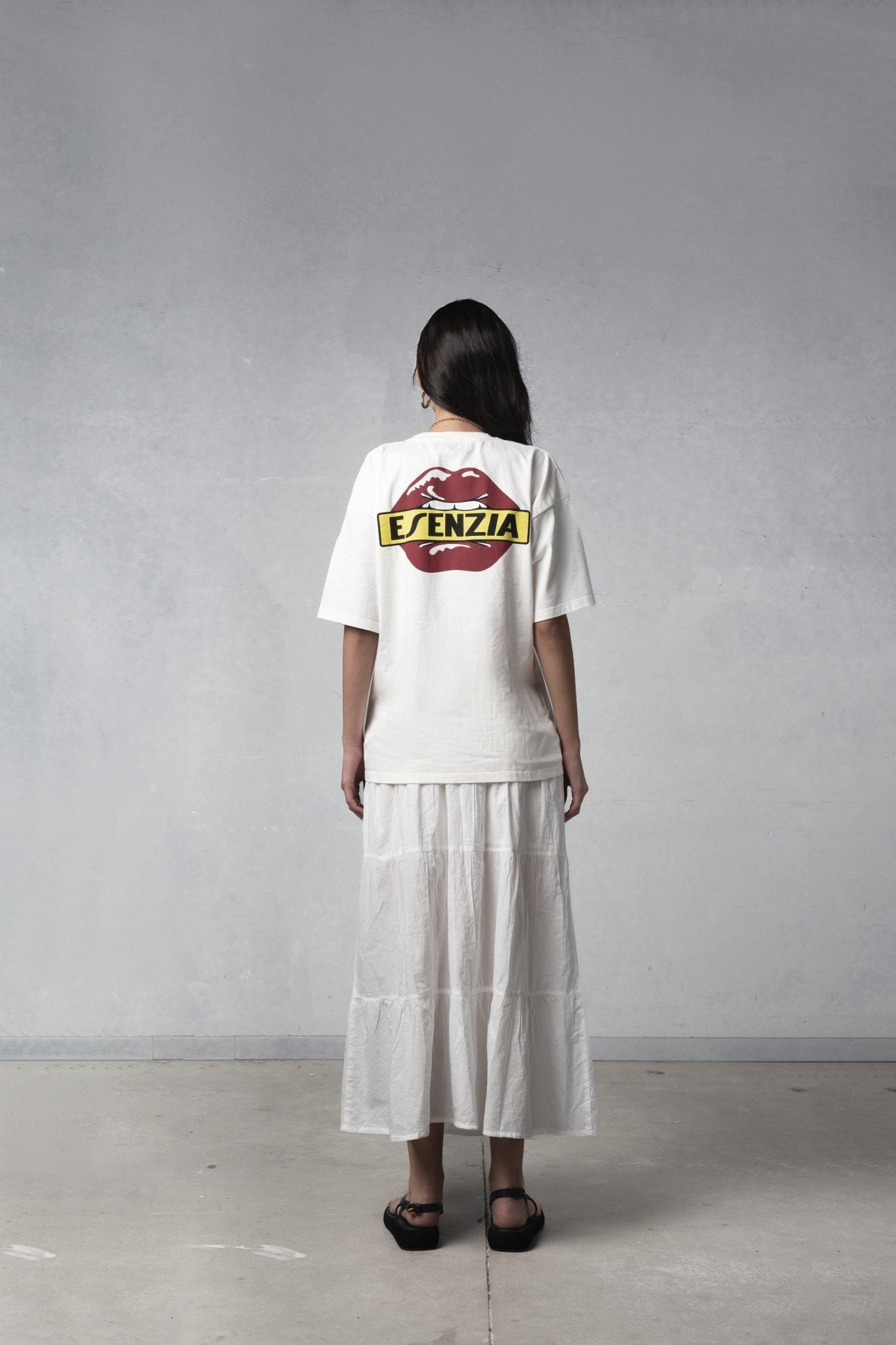 KISS TEE