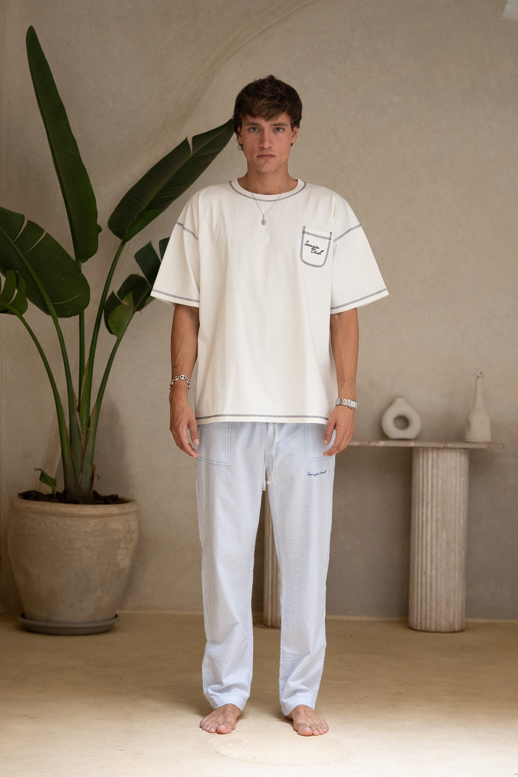 HEAVYWEIGHT WHITE STITCH TEE