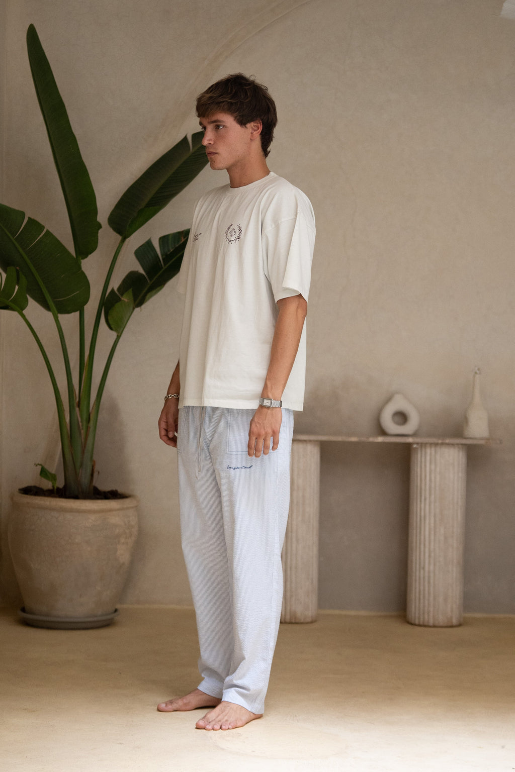 BEIGE LAUREL TEE