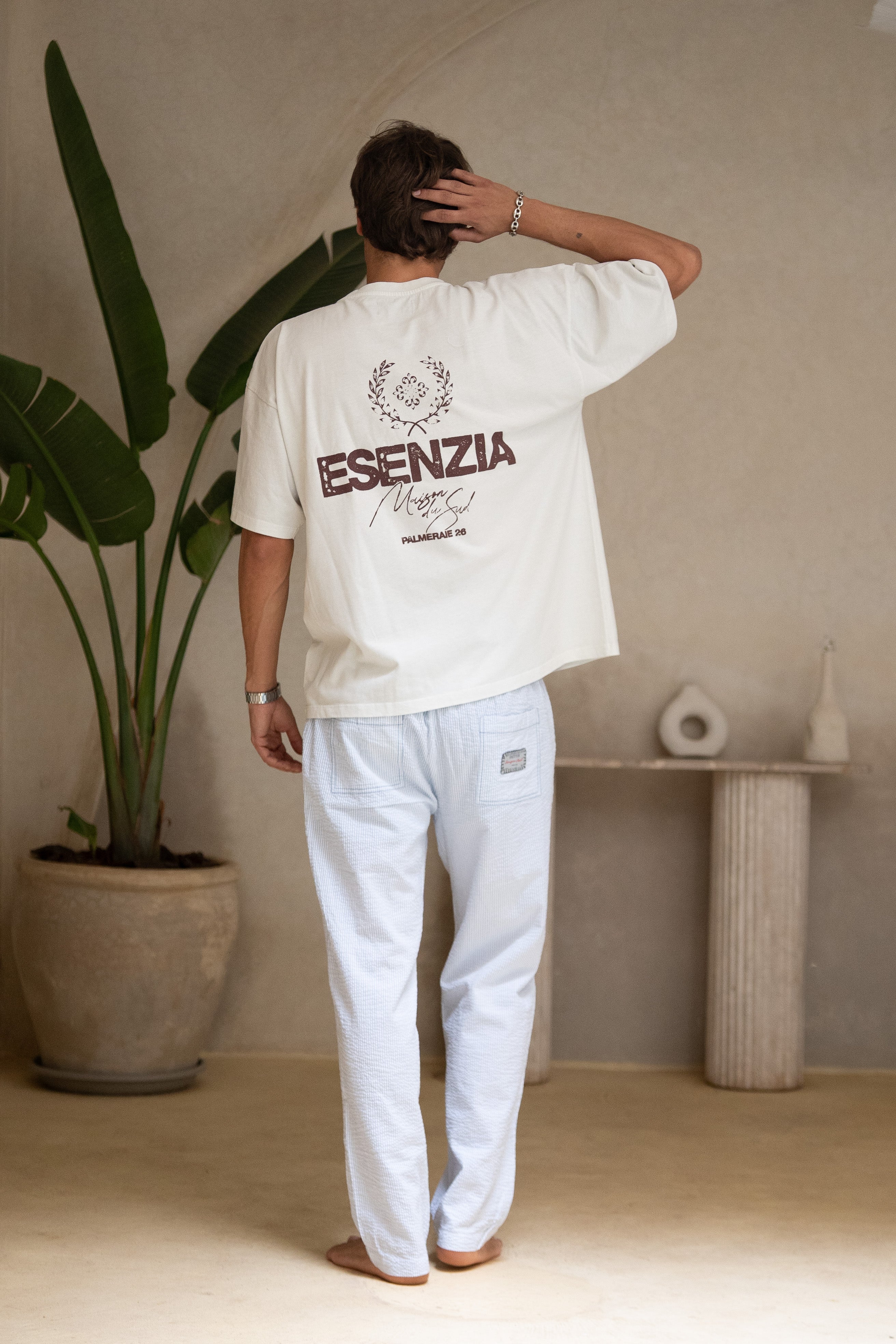 BEIGE LAUREL TEE
