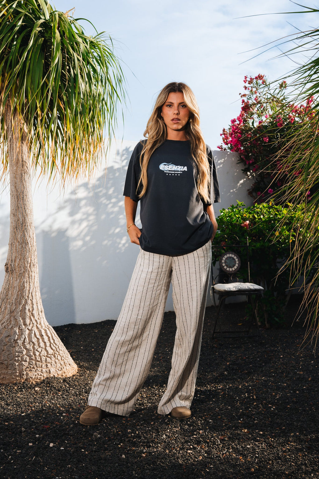 BLACK VOLCANO TEE