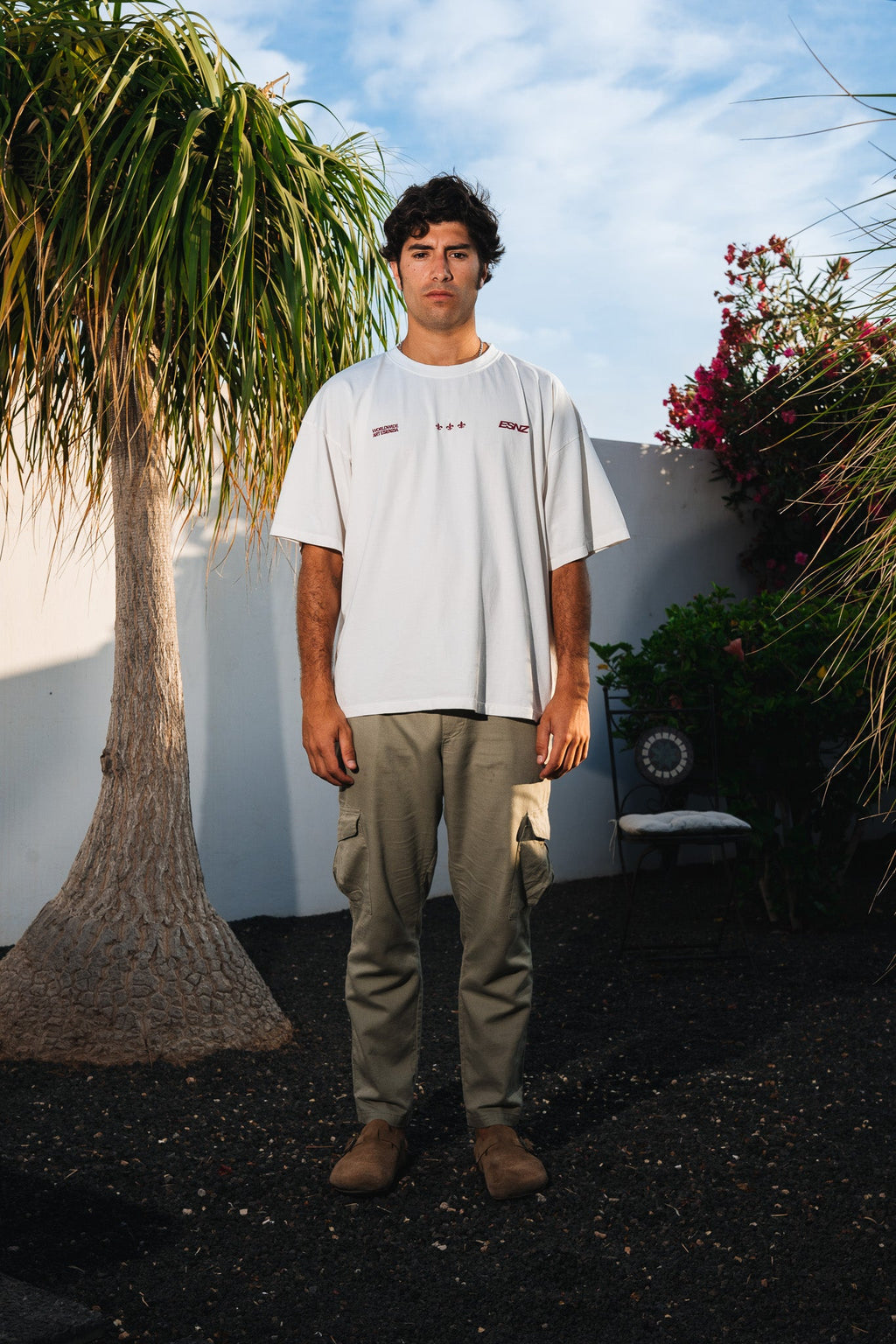 WHITE PAPAGAYO TEE