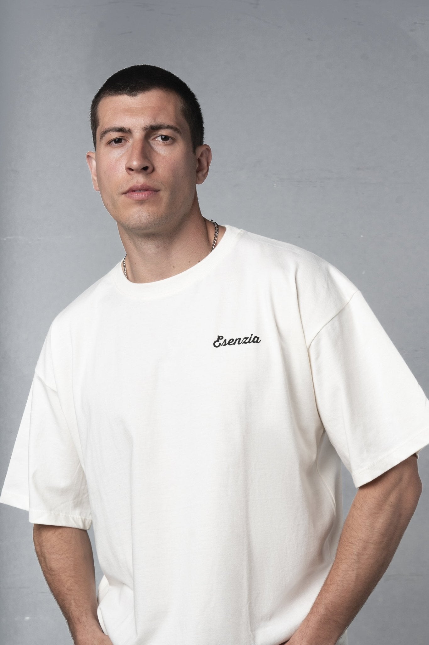 WHITE D10S TEE